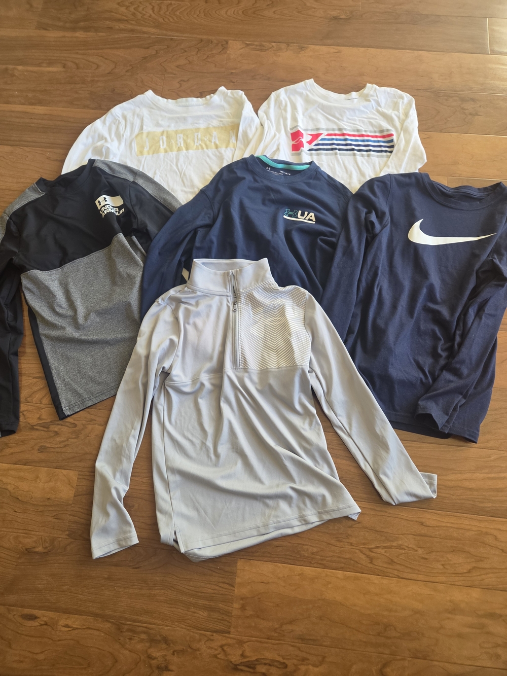 Boys' Under Armour / Nike Long Sleeve Lot - 6 Pieces Size M